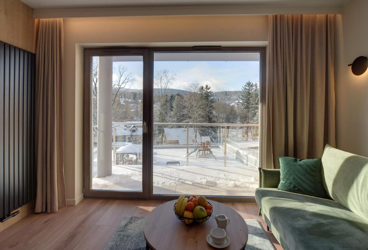 Trevilles Apartamenty - Stone Hill Z Basenem I Spa شكلارسكا بوريبا المظهر الخارجي الصورة