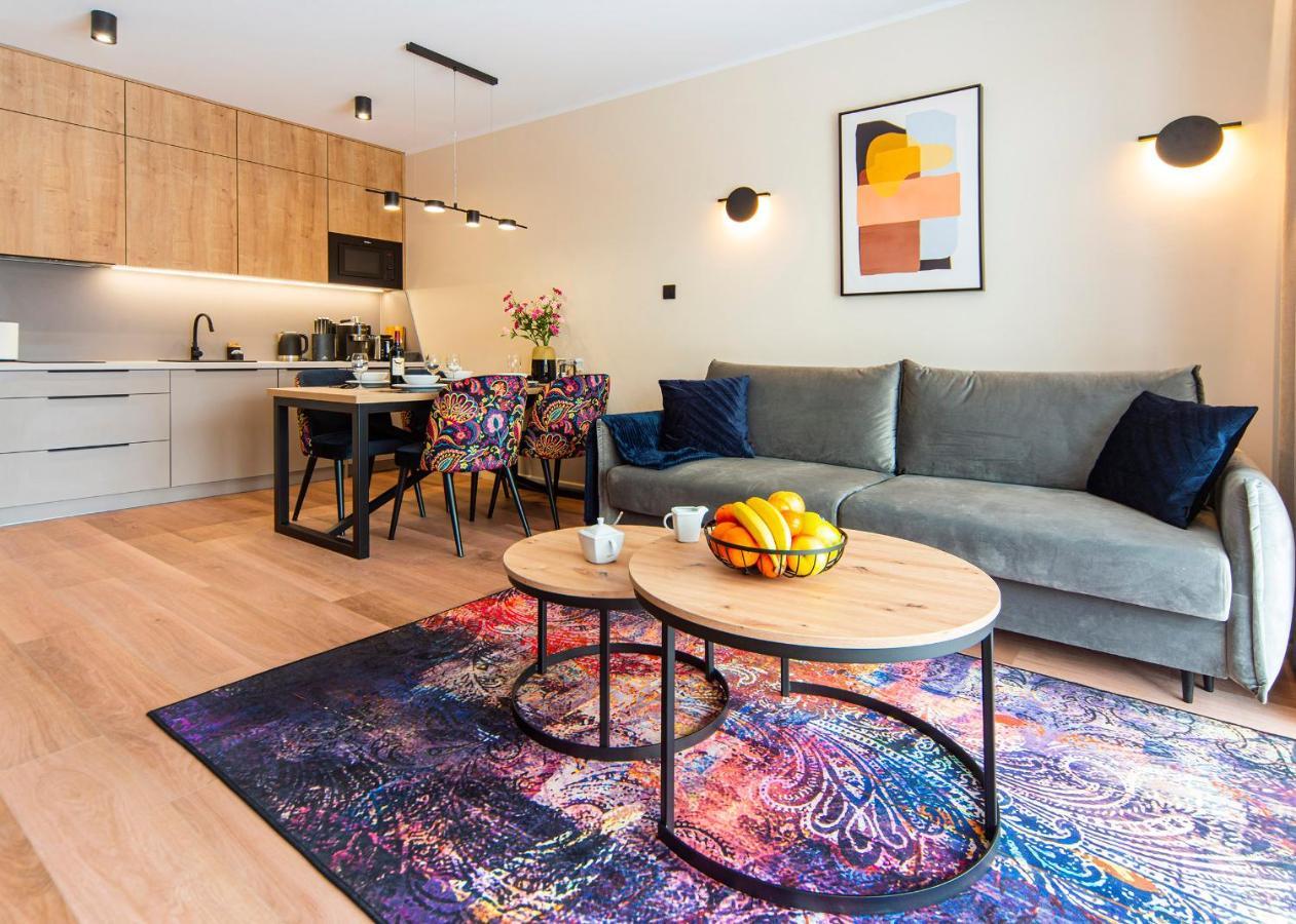 Trevilles Apartamenty - Stone Hill Z Basenem I Spa شكلارسكا بوريبا المظهر الخارجي الصورة