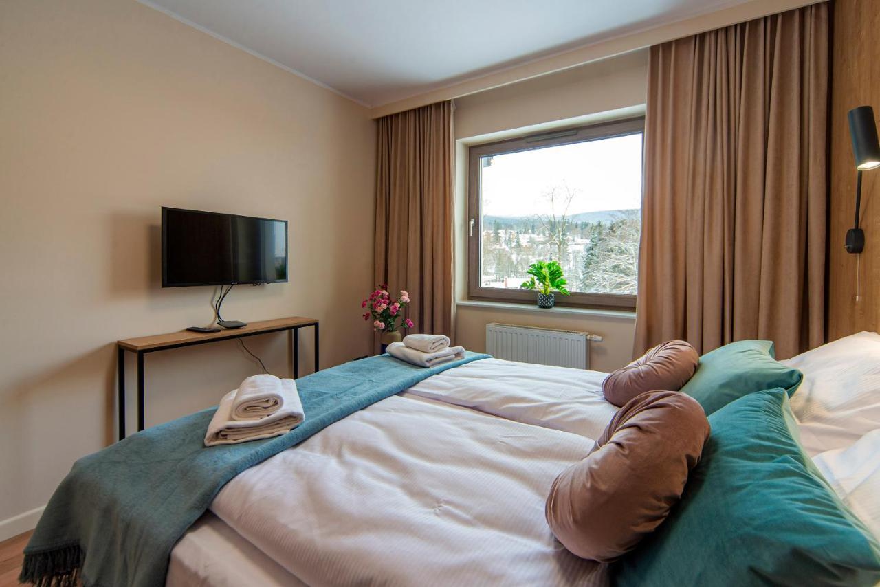 Trevilles Apartamenty - Stone Hill Z Basenem I Spa شكلارسكا بوريبا المظهر الخارجي الصورة
